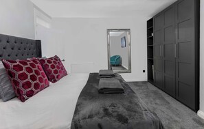2 quartos, ferros/tábuas de passar roupa, berço de viagem, Wi-Fi
