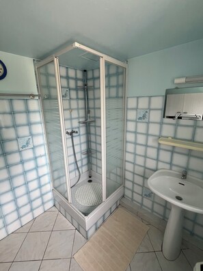 Dusche, Haartrockner, Seife