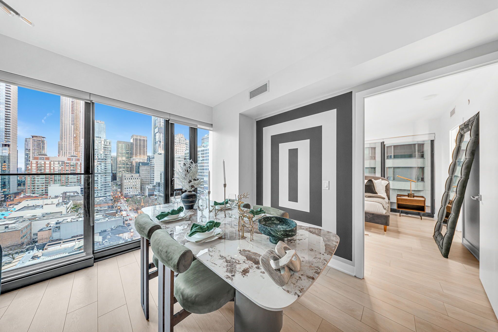 Presidential, City View | In-room dining