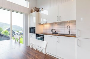 Estúdio econômico, vista para a montanha | Cozinha privada | Torradeira