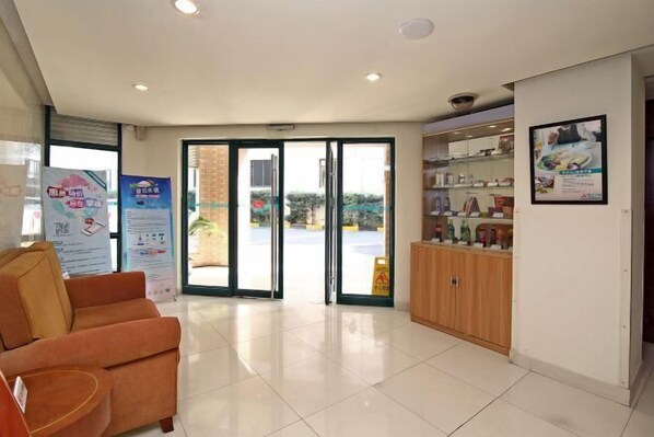 Interior - Jinjiang Inn (Shanghai Wujiaochang Tongji University Subway Station Hotel) (Shanghai)