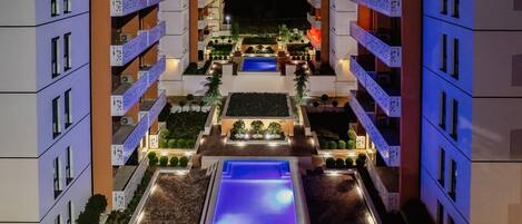 Ulkouima-allas, lämmitetty uima-allas