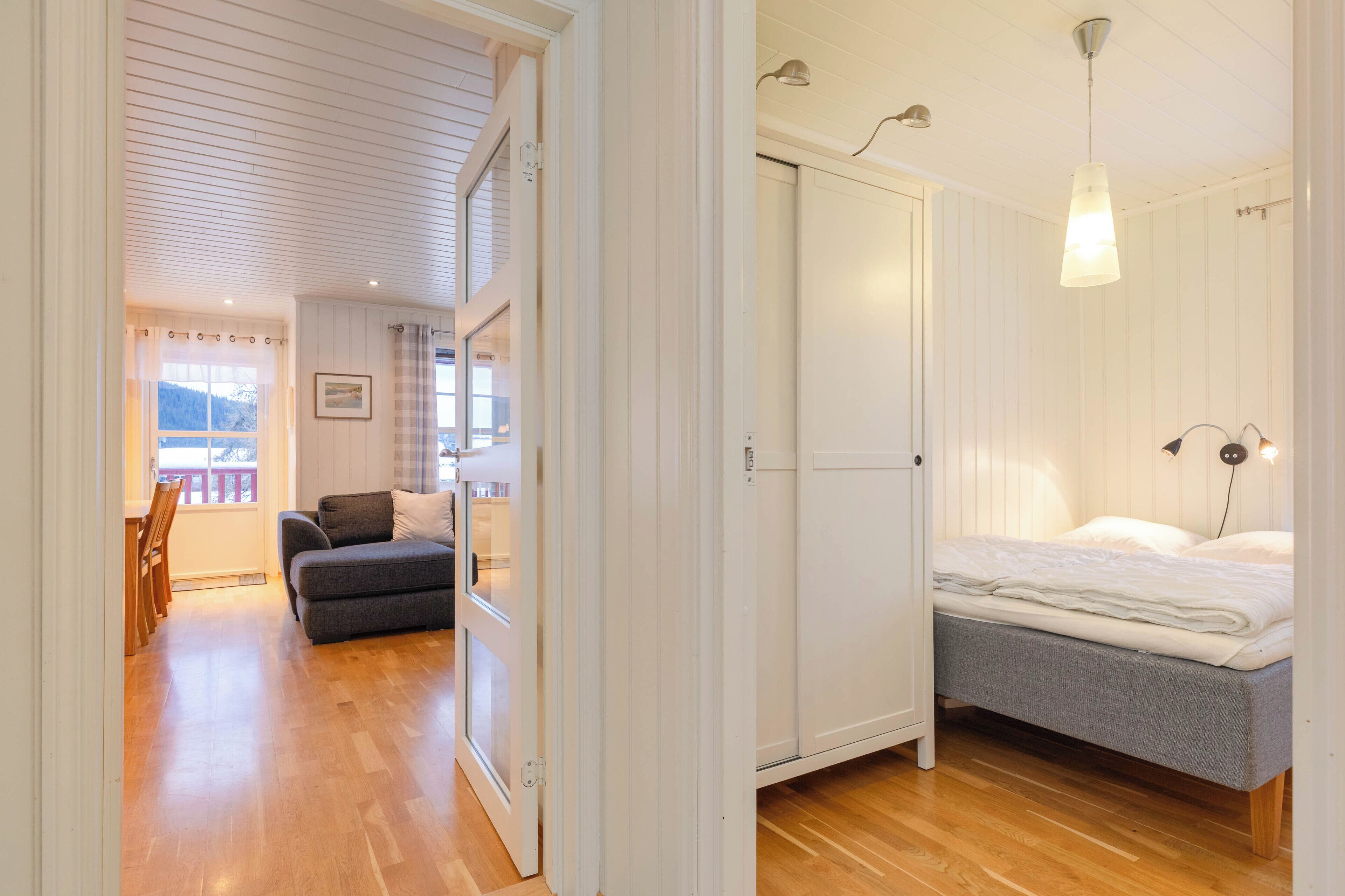 Deluxe Apartment | 3 bedrooms, iron/ironing board, free WiFi