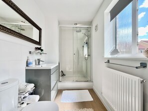 Towels - 2 bedroom accommodation in Frome (Frome)