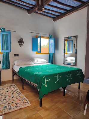 全景三人房, 非吸煙房, 山景 | 埃及棉床單、高級寢具、獨特裝潢、布置獨特