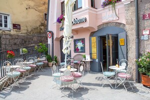 Alimentação e bebidas