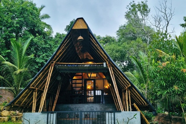 Deluxe Chalet, Lake View | 2 bilik tidur, bar mini, seterika/papan seterika, Wi-fi percuma