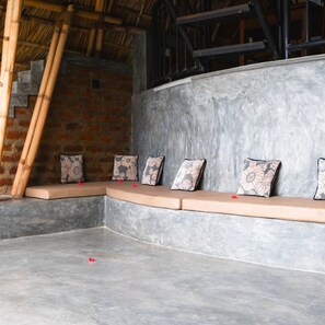 Iron/ironing board (on request), free WiFi, bed sheets - Nuwans Countryside Hideaway (Tangalle)