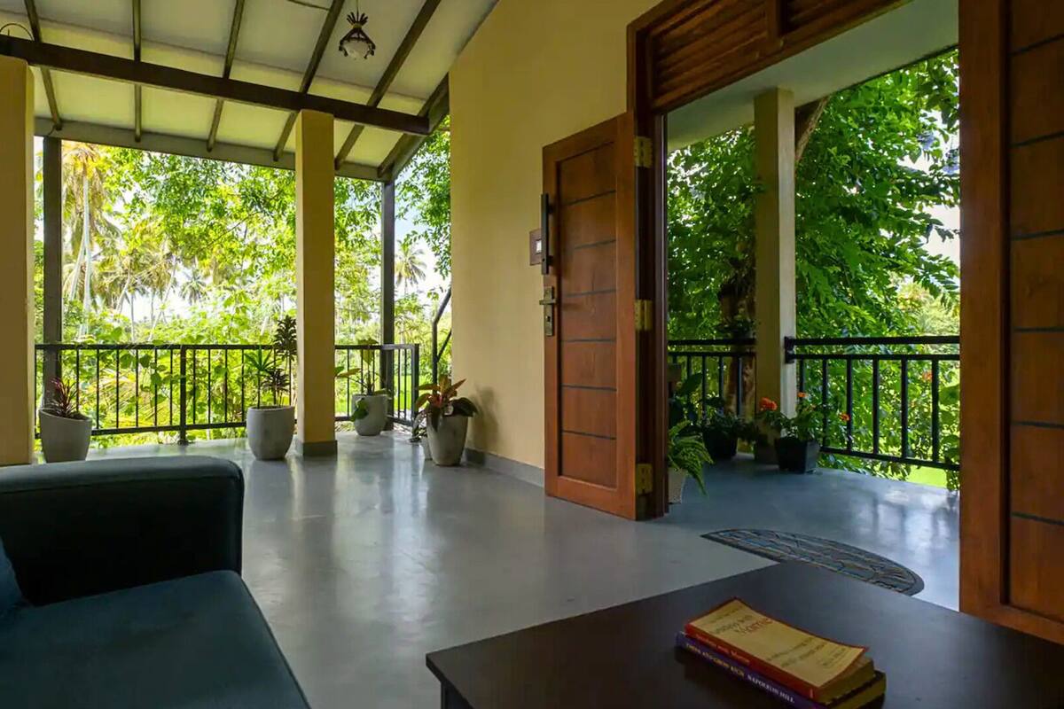 Classic Apartment, Balcony, Lake View | Terrace/patio