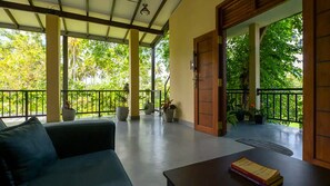 Classic Apartment, Balcony, Lake View | Terrace/patio