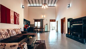 Living area - Nuwans Countryside Hideaway (Tangalle)