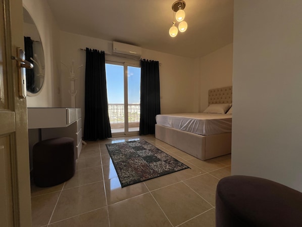 4 soverom, strykejern/-brett, wi-fi og sengetøy