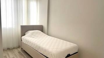 Iron/ironing board, WiFi