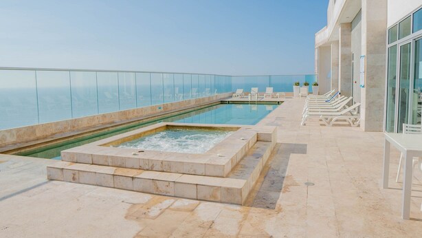 Panoramic Apartment | Pool | Outdoor pool - U-GO Palmetto Sunset Junto al Mar (Cartagena)