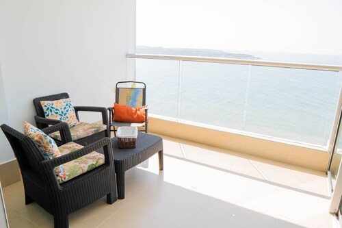 U-GO Palmetto Sunset Junto al Mar