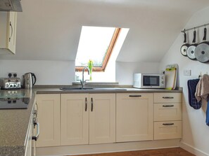 Lave-vaisselle, chaise haute