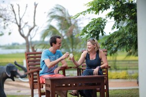 Garden - The Nilambara Lake View (Dambulla)