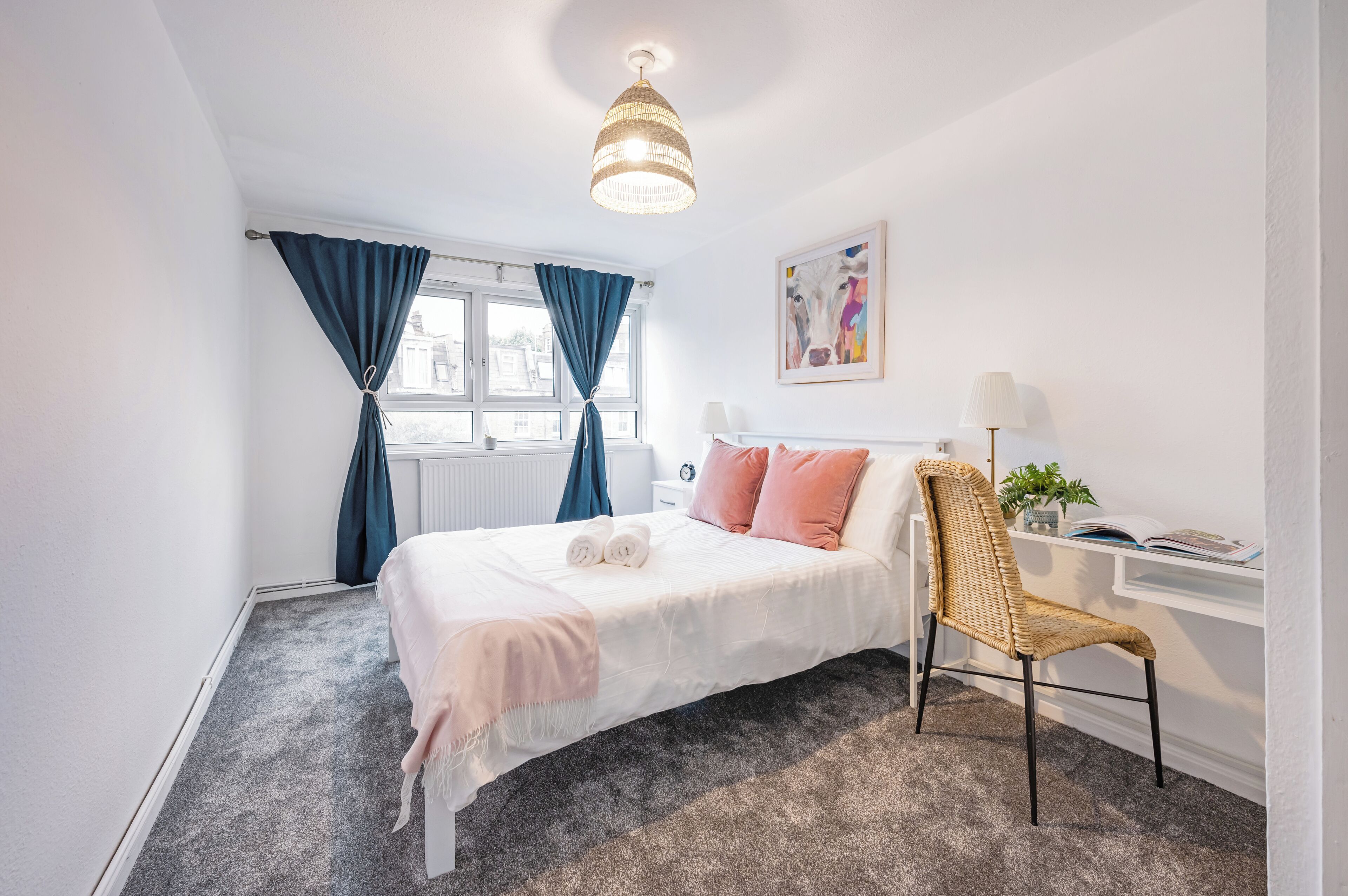 2 bedrooms, iron/ironing board, free WiFi