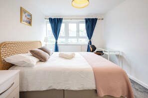 2 bedrooms, iron/ironing board, free WiFi