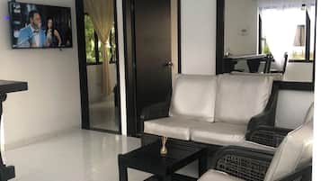 Family Cabin, Garden View