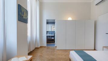 Apartment | Wardrobe