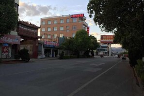 Miscellaneous - Yiyuan Hotel (Yongsheng)