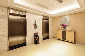 Interior - Xinmi International Hotel (Shanghai Pudong International Airport Park Resort) (Shanghai)