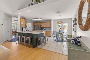 Interior - Heated Pool-Large Hot Tub-Pet Friendly-Steps to Beach (Saint Augustine)