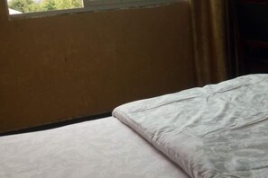 Unclassified image, 2 of 24, button - Bohai Far East Hotel (Menghai)
