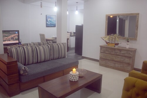 The Motel One - Colombo Border