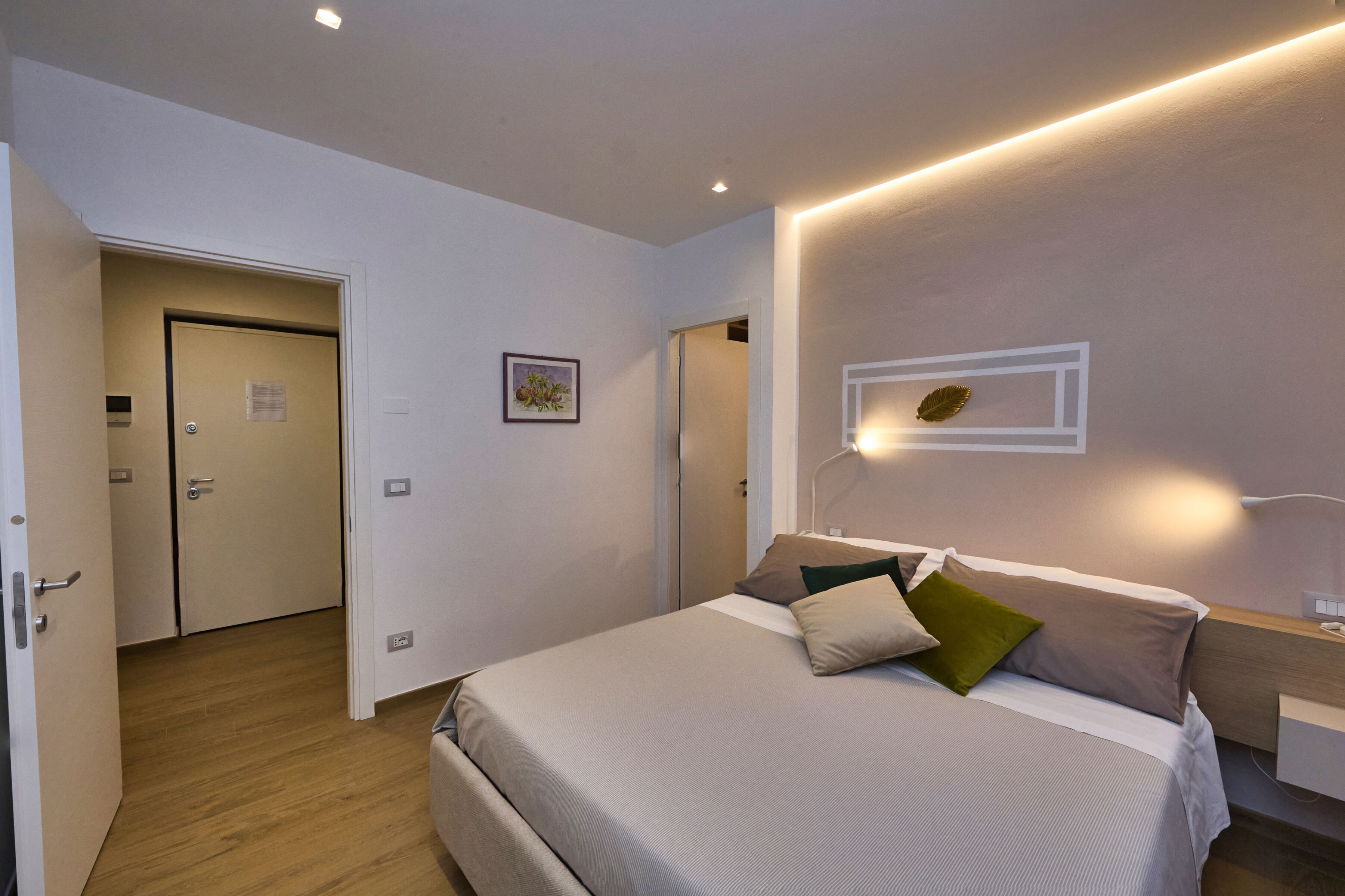 1 slaapkamer, een strijkplank/strijkijzer, gratis wifi, beddengoed