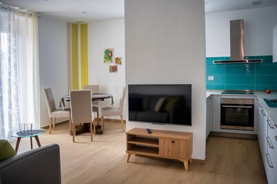 A corner of tranquility with a view of the Langhe and close to Liguria