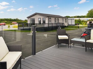 Exterior - Lodge 9 Bridlington Holiday Park - UK47516 (Carnaby, near Bridlington)