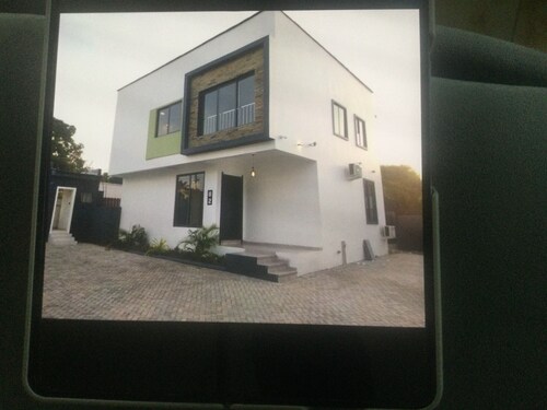 Tropical Oasis Retreat in Accra