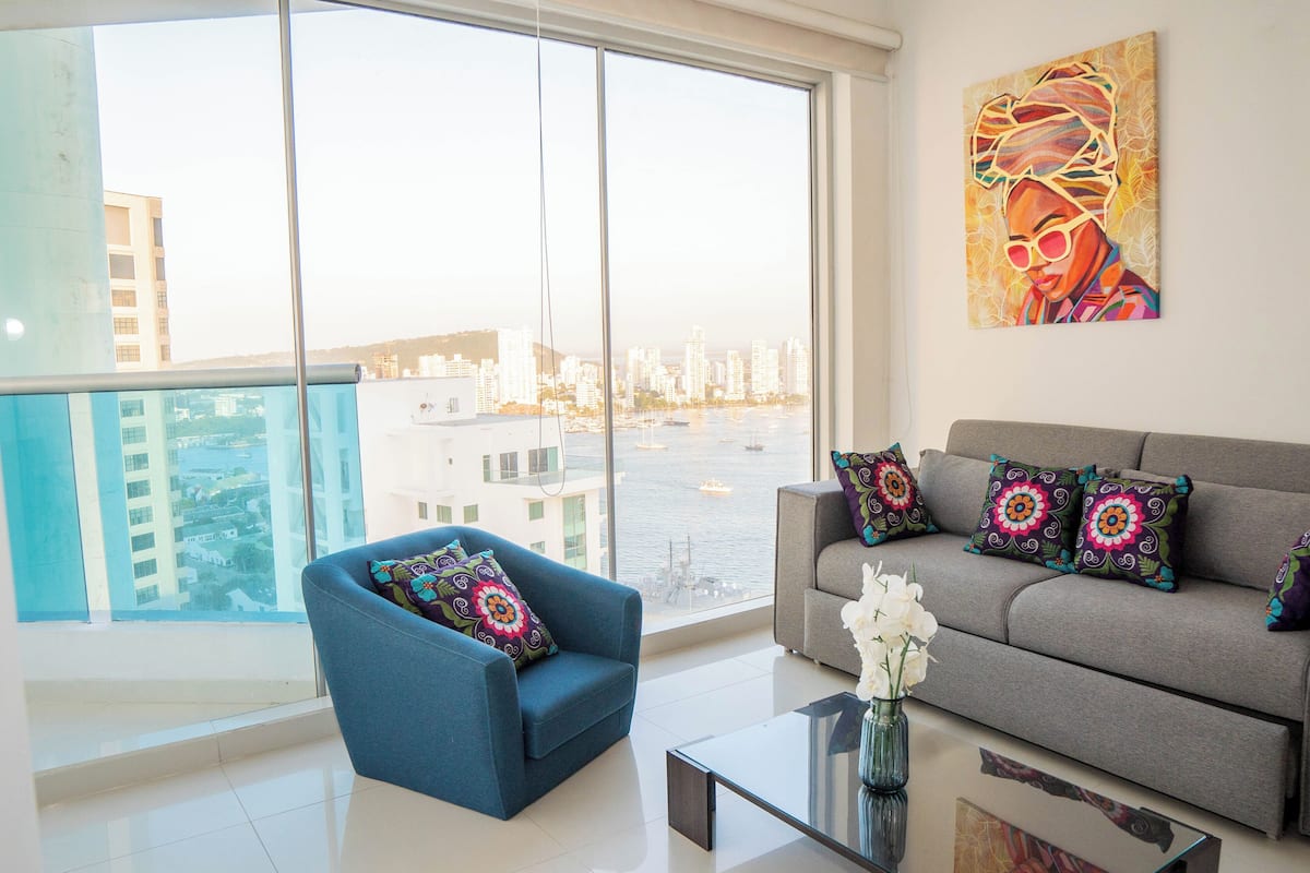 Apartment | Living area | TV
