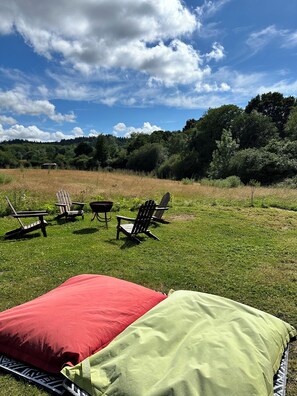 Property grounds - Fallow Coombe Glamping, Hidden escape in the South Downs National Park (Liss)