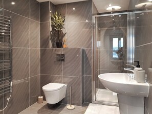 Towels - 2 bedroom accommodation in Kilconquhar, near Leven (Kilconquhar, near Leven)