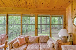 TV, fireplace - Sullivan Lake Cabin w/ Pierz & Hillman Access! (Pierz)