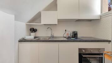 Refrigerador, parrilla de estufa, lavavajillas y tostadora