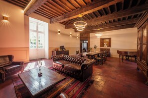 Business center - Manoir de Laroque Delprat (Autoire)