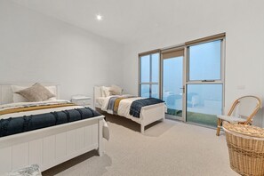 2 bedrooms, desk, iron/ironing board, travel crib