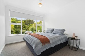 3 室のベッドルーム、アイロン / アイロン台、WiFi