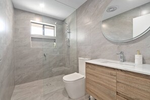 Bathroom - Fresh Seas - Mornington (Mornington)