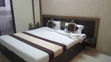 Deluxe Room | 1 bedroom, free WiFi