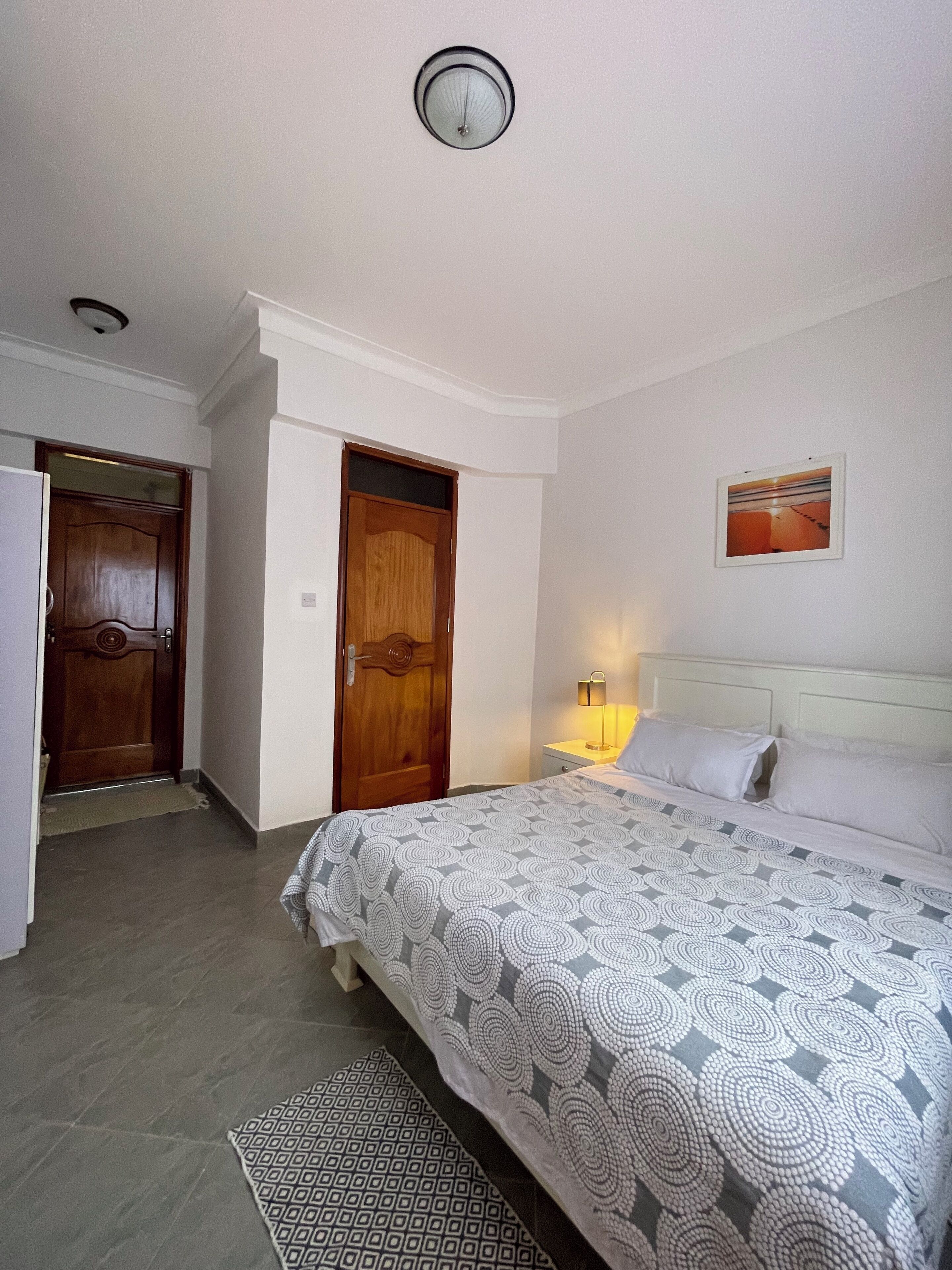 2 Schlafzimmer, Zimmersafe, Bügeleisen/Bügelbrett, kostenloses WLAN