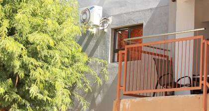 Pandeinge - Deluxe Double Room with Shower
