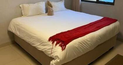 Pandeinge - Deluxe Double Room with Shower