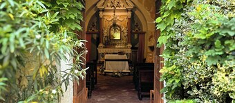 Luxurious 18th-century villa nestled in the vineyards of Valpolicella, 10 km from Verona