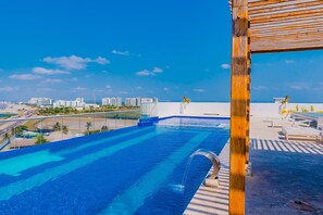 Basic Apartment | Pool | Outdoor pool - U-GO Edificio Ocean Drive en Crespo (Cartagena)