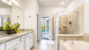 Hair dryer, towels - Last Minute Disney! Private Pool, Hot Tub, Game Room & Themed Bedrooms. Book Now! #79755 (Orlando)